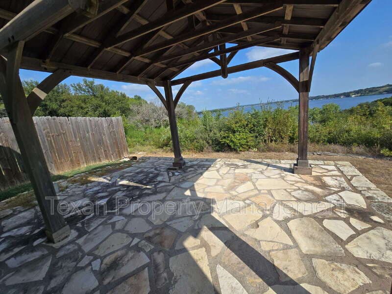Granbury Condo: 4013 Mabery Ct