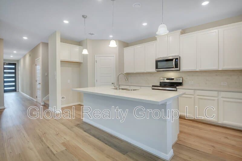 New Braunfels House: 1247 Meyers Mdw