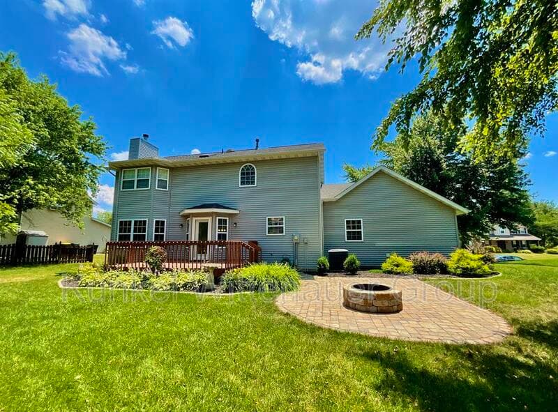 O'Fallon House: 150 Knob Creek Lane