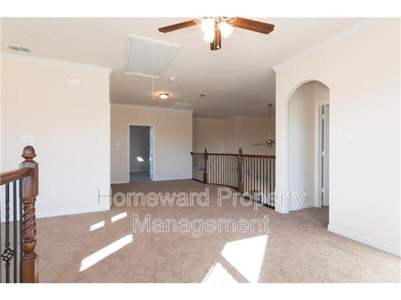 Irving House: 4004 Hanaa Court