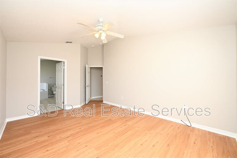 Lakeland House: 3518 Remington Oaks Way