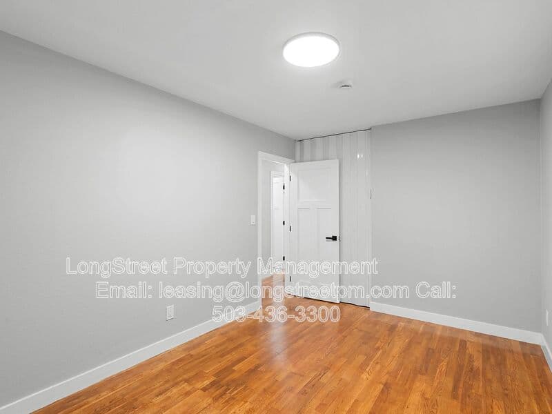 Portland House: 2812 NE Bryant St