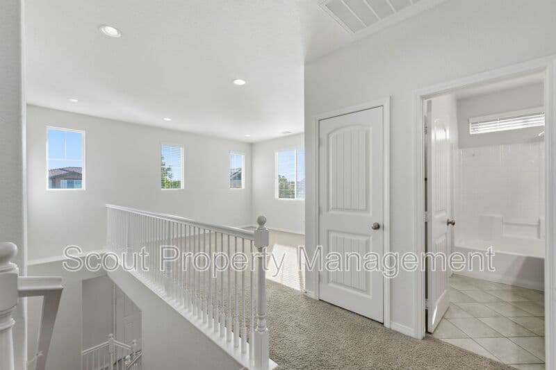 Menifee House: 29128 Rockledge Drive