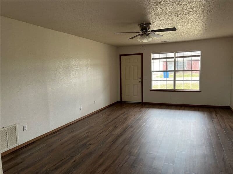 Bentonville Condo: NW 12th St