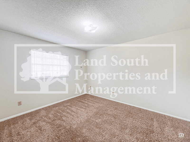 Lakeland House: 620 N. Lake Avenue