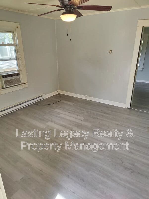 Winston Salem House: 2713 Old Greensboro rd