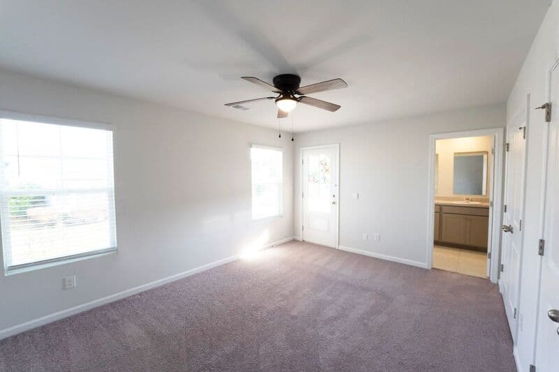 Port Wentworth House: 8J Crabapple Circle