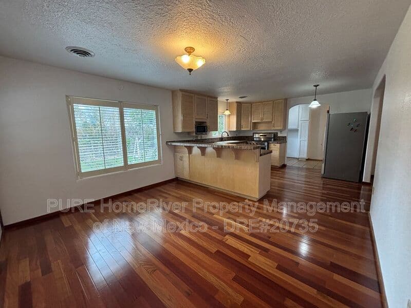 Flora Vista House: 7501 Old Aztec Hwy