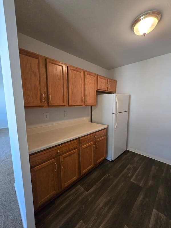 Richmond Condo: 808 Brook Hill Rd