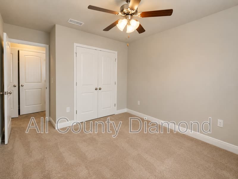 Callaway House: 5940 Callaway Circle