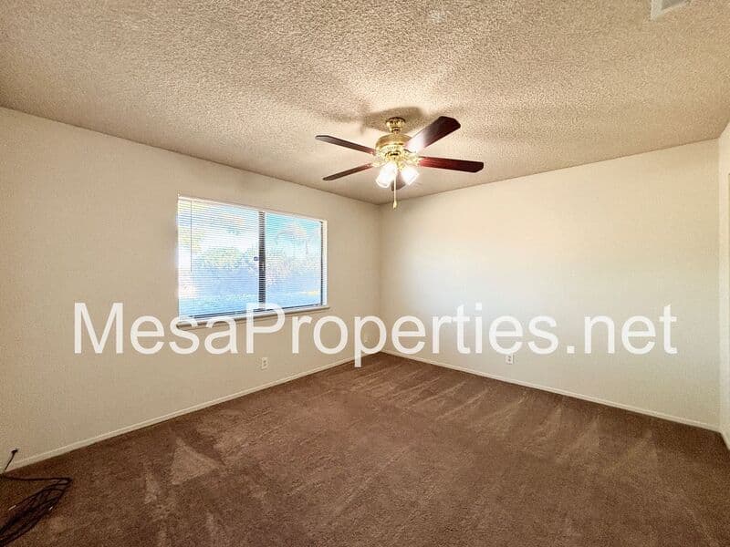 Hesperia House: 15019 Spruce St.