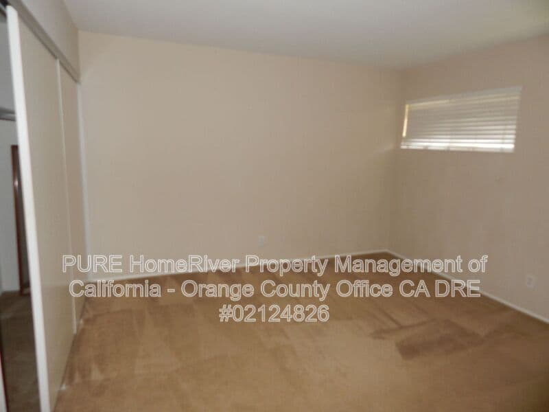 Huntington Beach House: 6092 Larchwood Drive