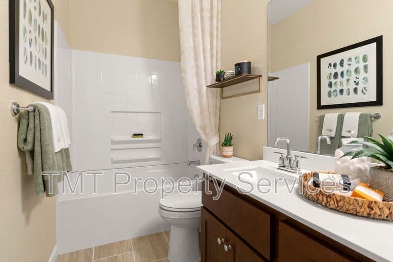 Sacramento Townhome: 23 Advantage Court