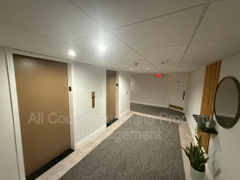 Unit 511
Tampa Condo: 2109 Bayshore BLVD
