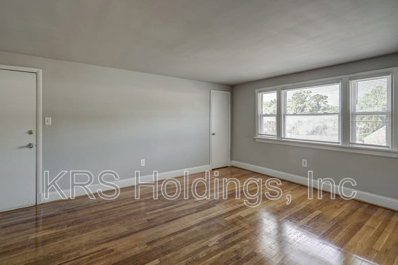 N Chesterfield Condo: 5427-4 Remuda Dr