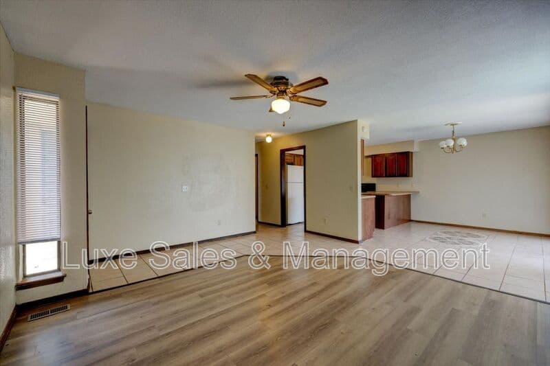 Oklahoma City House: 3718 Southwind Ave