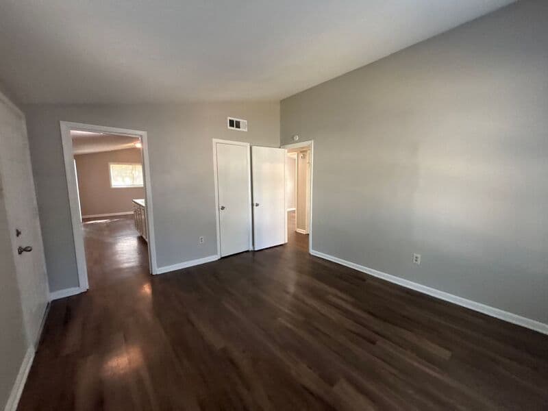 Memphis House: 3911 Ajanders Dr