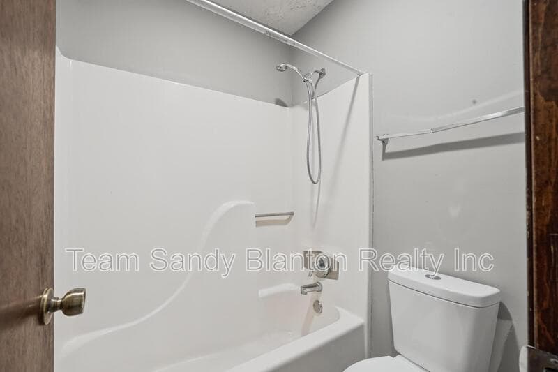 Pensacola House: 455 Stara Circle