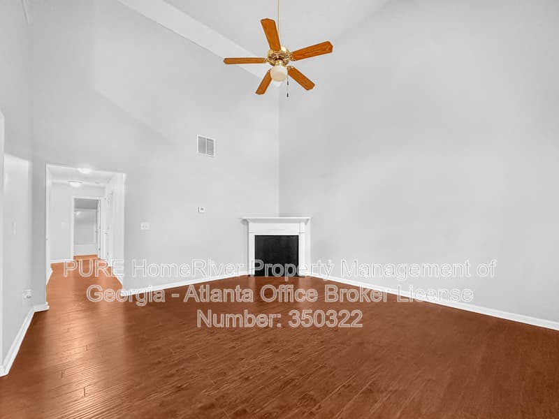 Jackson House: 112 Tyler Way