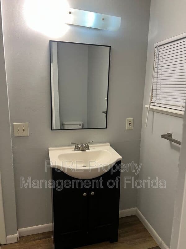Ocala House: 629 NE 28th Avenue
