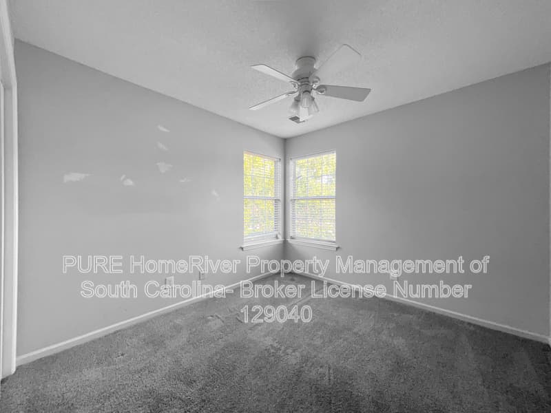 Goose Creek House: 109 Rockdale Ln