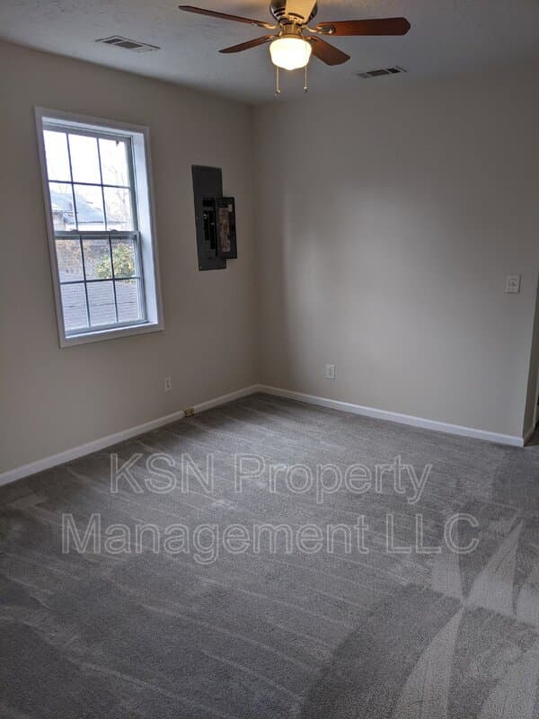 Savannah Condo: 1124 Collins Street