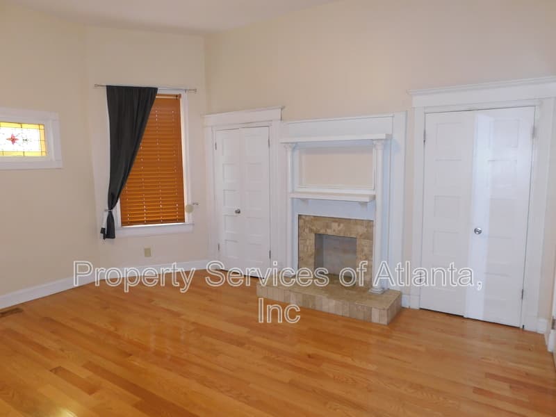 Atlanta House: 675 Grady Pl SW