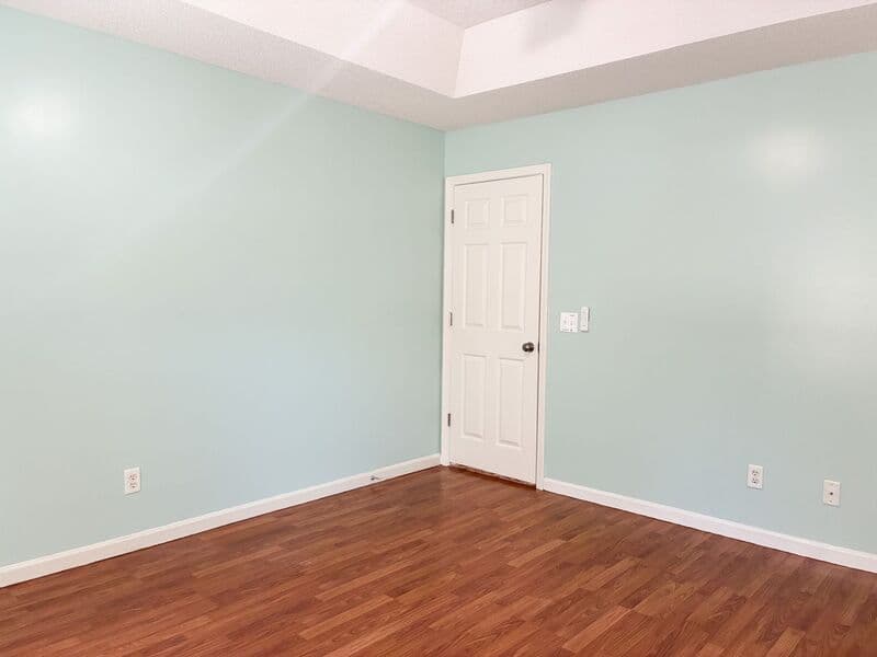 Rincon House: 105 E 9th St