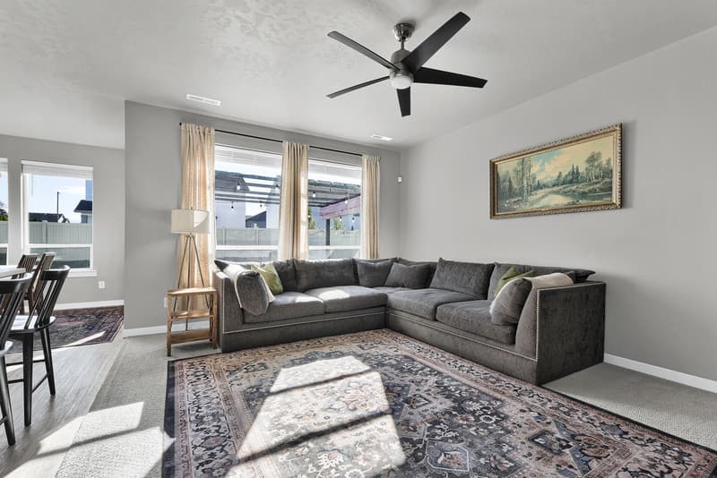 Meridian House: 4328 North Pale Creek Avenue