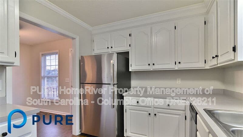 Lexington House: 309 Louisa Ln