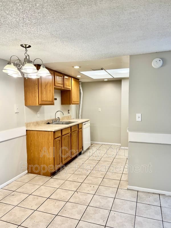 Orlando Condo: 6065 Village Circle