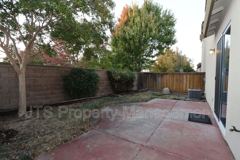 West Sacramento House: 4046 Martis Street