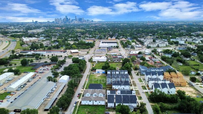 Houston House: 6715 Allegheny Street