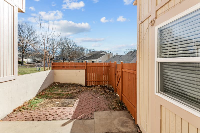 Blue Springs Condo: 565 NW Valleybrook Rd