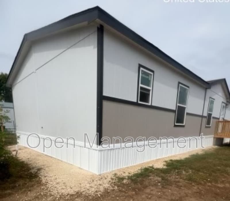 San Angelo House: 3070 Ochoco St