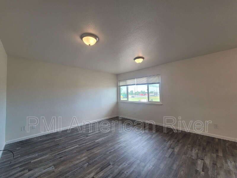 Sacramento Condo: 7143 Bacchini Avenue