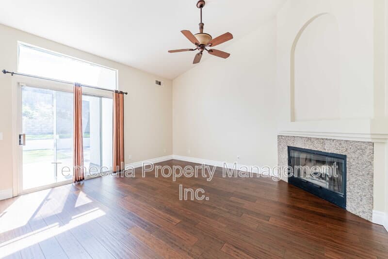 Temecula House: 31827 Corte Positas