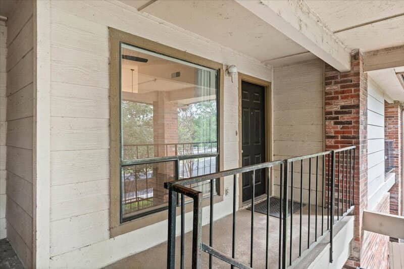 Austin Condo: 1705 Crossing Place