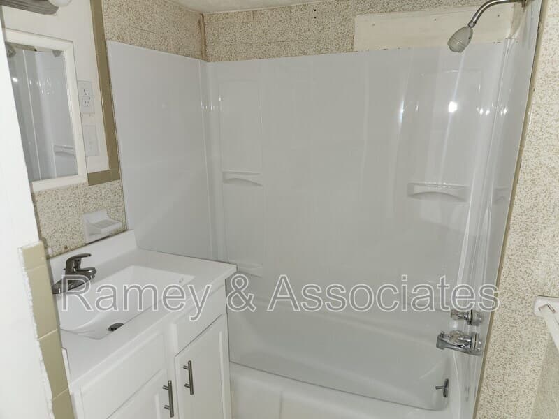 Louisville Condo: 1122 Larchmont Ave
