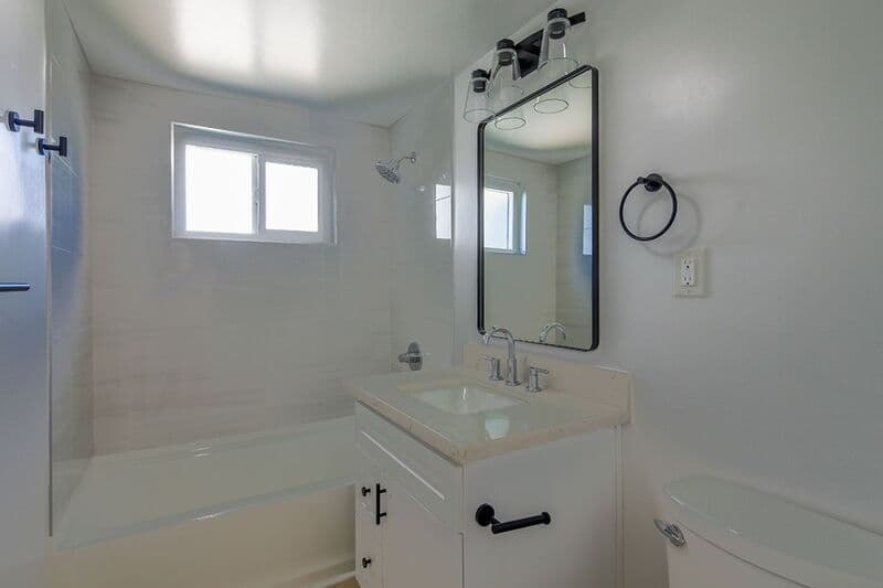 Tujunga House: 7323 Valmont Street