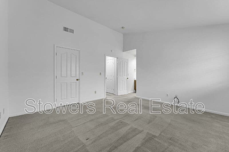 Danville House: 309 Camino Arroyo