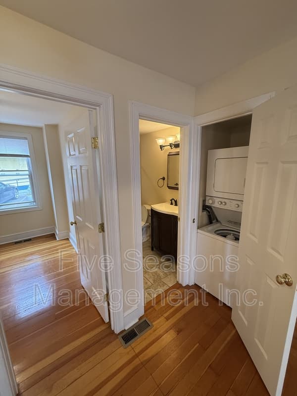 Burlington Condo: 138 North Champlain Street - 1