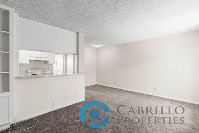 San Diego Condo: 4825 70th St.