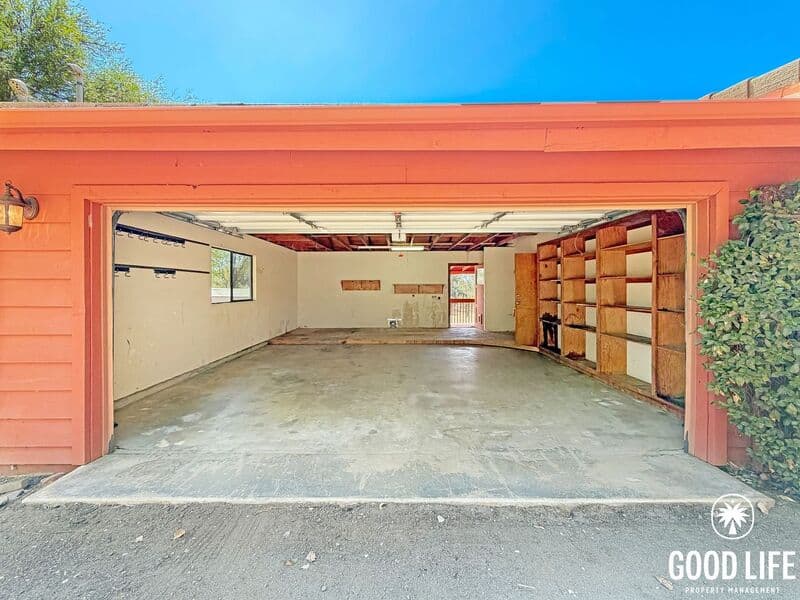 Valley Center House: 19286 Paradise Mountain Rd