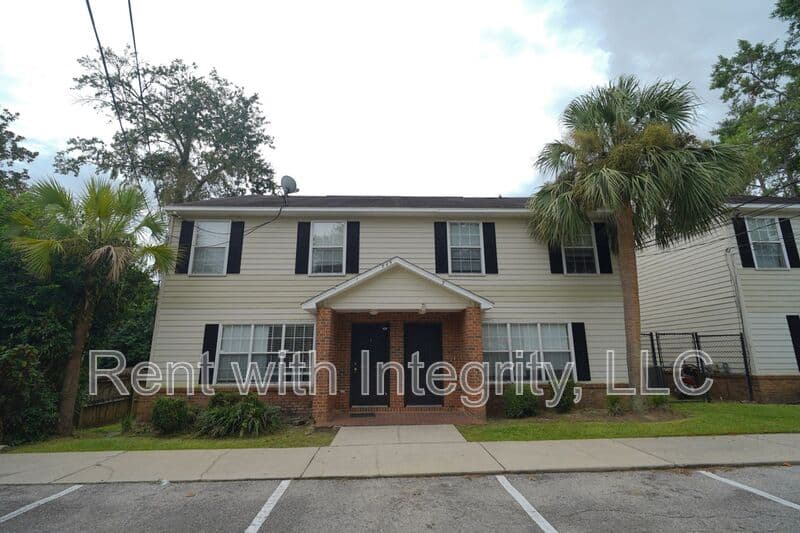 Tallahassee Condo: 845 -2 W Georgia St