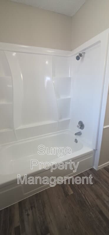 Benbrook Condo: 237 Vista Way