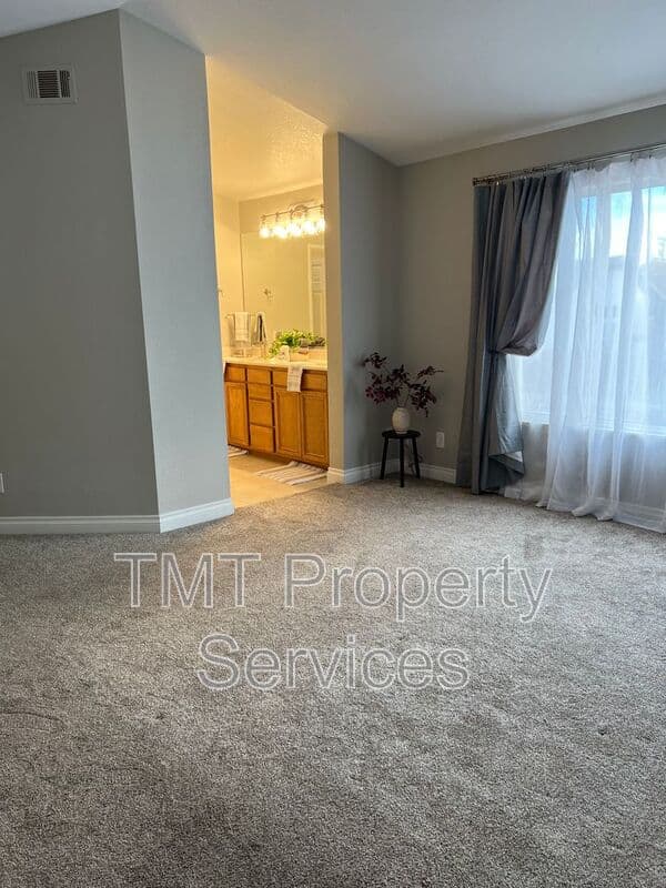 Santa Maria House: 260 Moon Dance Drive