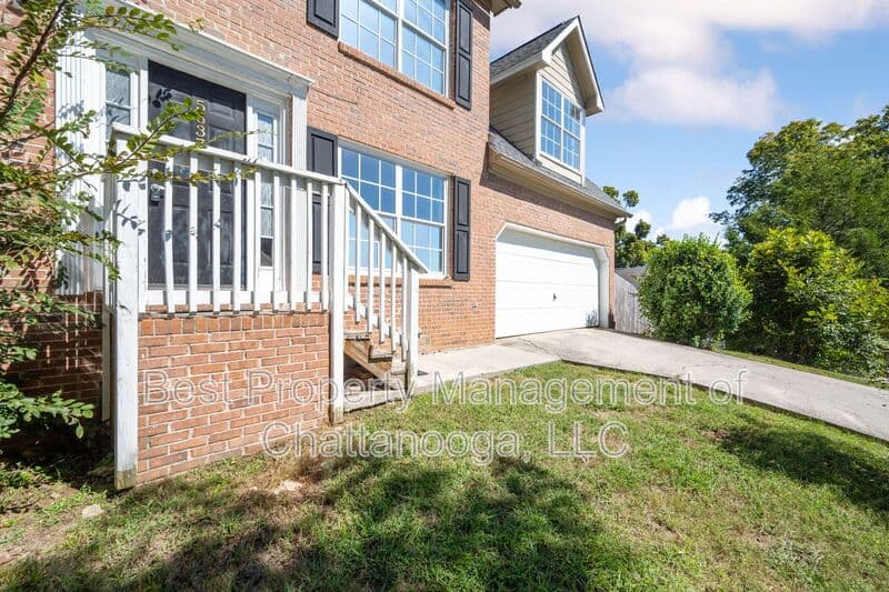 Ooltewah House: 5637 Tucker Rd