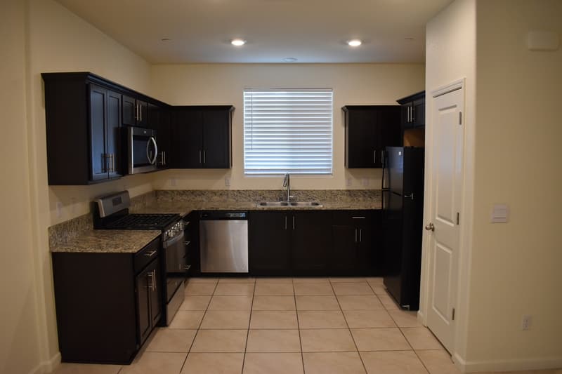 Merced House: 260 Shafer Avenue