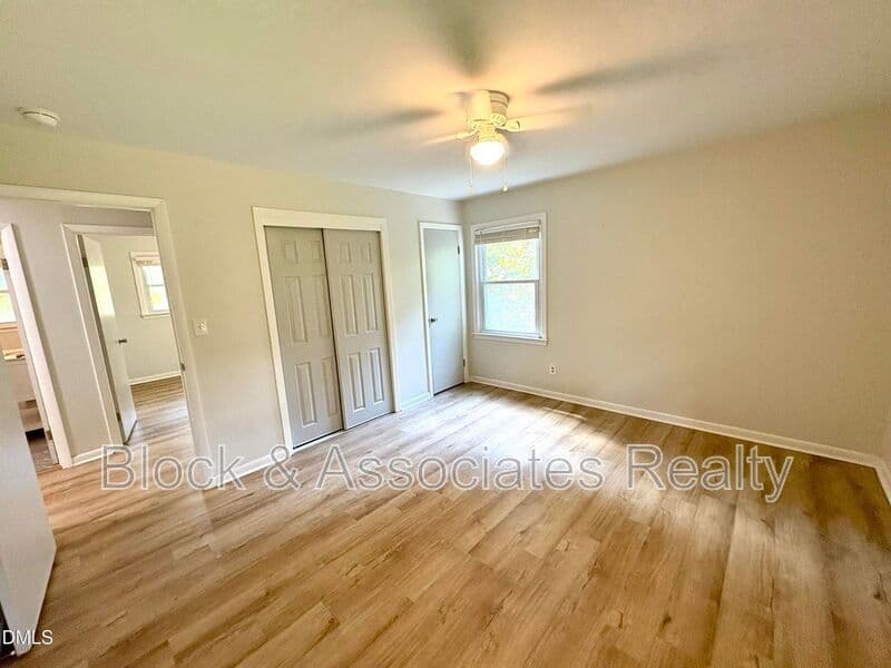 Cary House: 408 Marjorie Dr